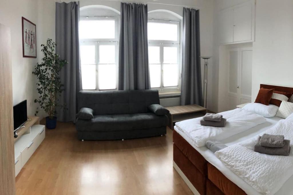 Apartmenthaus Am Bahnhof Detmold Exterior foto