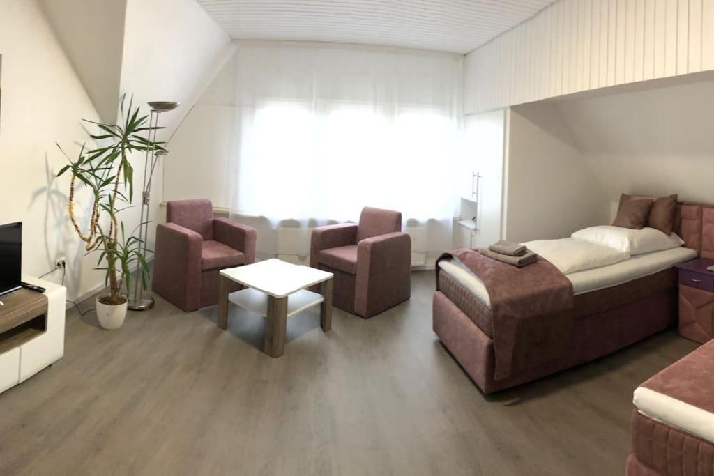 Apartmenthaus Am Bahnhof Detmold Exterior foto