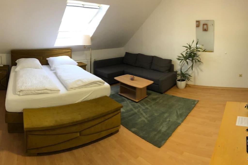 Apartmenthaus Am Bahnhof Detmold Exterior foto